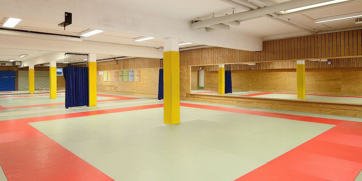 Innenansicht der Dojo-Halle des TV Cannstatt in Stuttgart-Münster