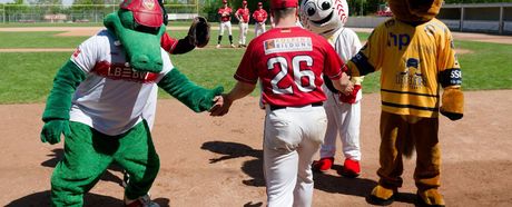 Maskottchen-Tag im TVC Ballpark: Reds feiern Heimsweep gegen Haar
