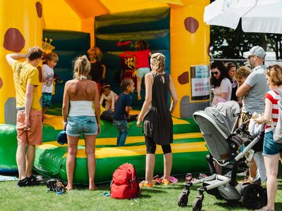 Hüpfburg der Kindersportschule move