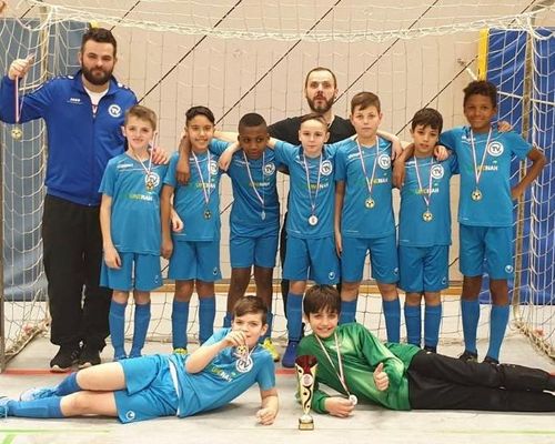 Erneut ein Pokal der dritte Platz für die E-Jugend