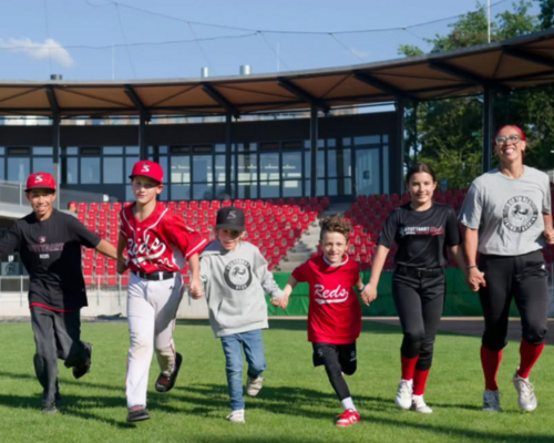Stuttgart Reds starten eigenen Online-Teamshop mit JAKO