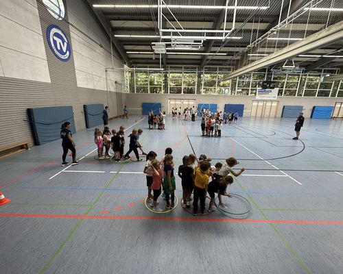 Sport Spiel und Spaß: Kindersportschule Move begeistert Kinder während der Feriensportwochen